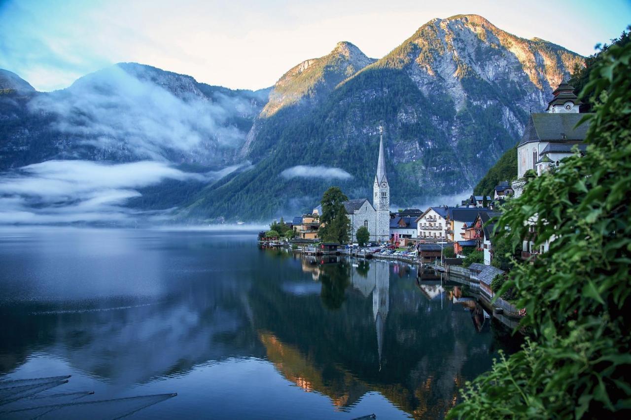 Haus Am Hof - 15Th Century House At The Lake, Near The Marketplace, With A Balcony Hallstatt Exterior foto